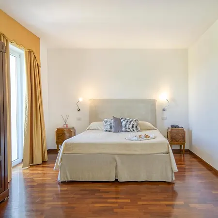 Hotel La Corte-3